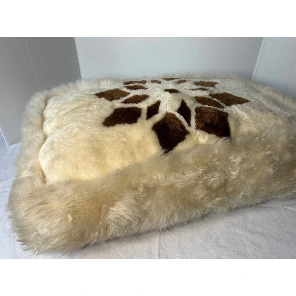 Vintage Plush Throw Pillow Cream Brown‎ Snowflake Shaggy Faux Fur Accent Pillow